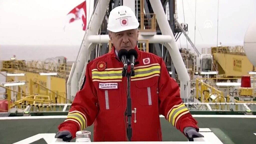 President Erdoğan announces more gas reserves find in Black Sea