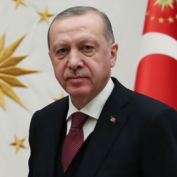 President Erdoğan calls earthquake victims