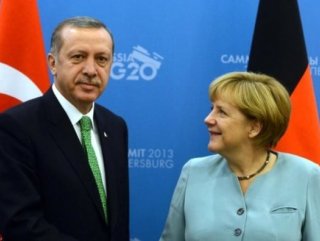 President Erdoğan discusses Idlib cease-fire with Merkel