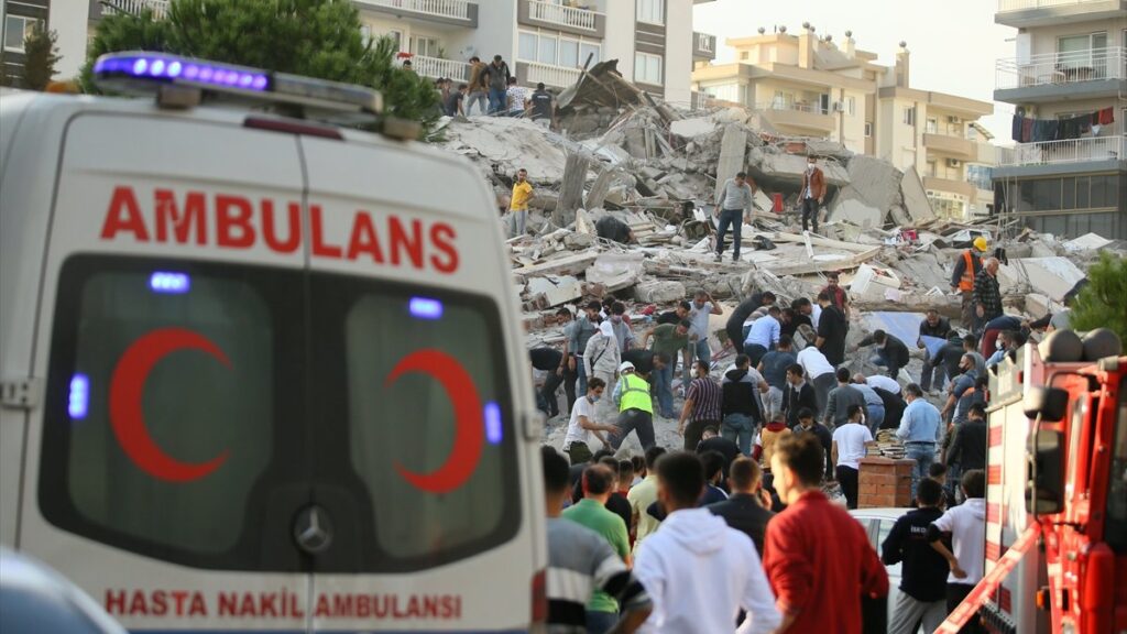 President Erdoğan expresses solidarity for quake victims