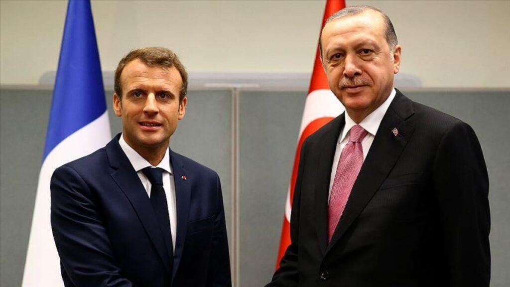 President Erdoğan holds phone call with Macron over Mediterranean