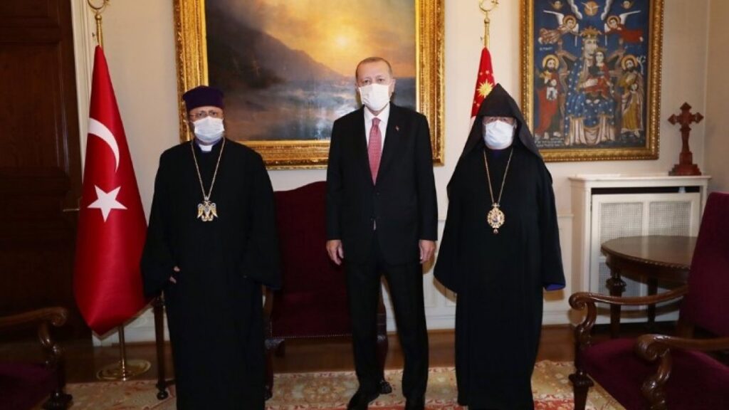 President Erdoğan meets Armenian patriarch at funeral ceremony