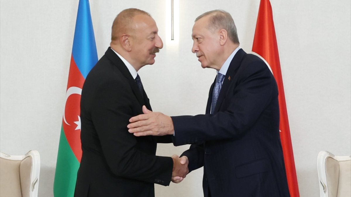 President Erdoğan meets Azerbaijani counterpart Aliyev