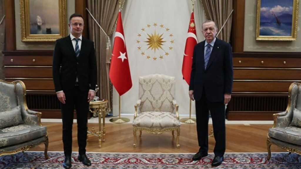 President Erdoğan receives Hungary’s top diplomat