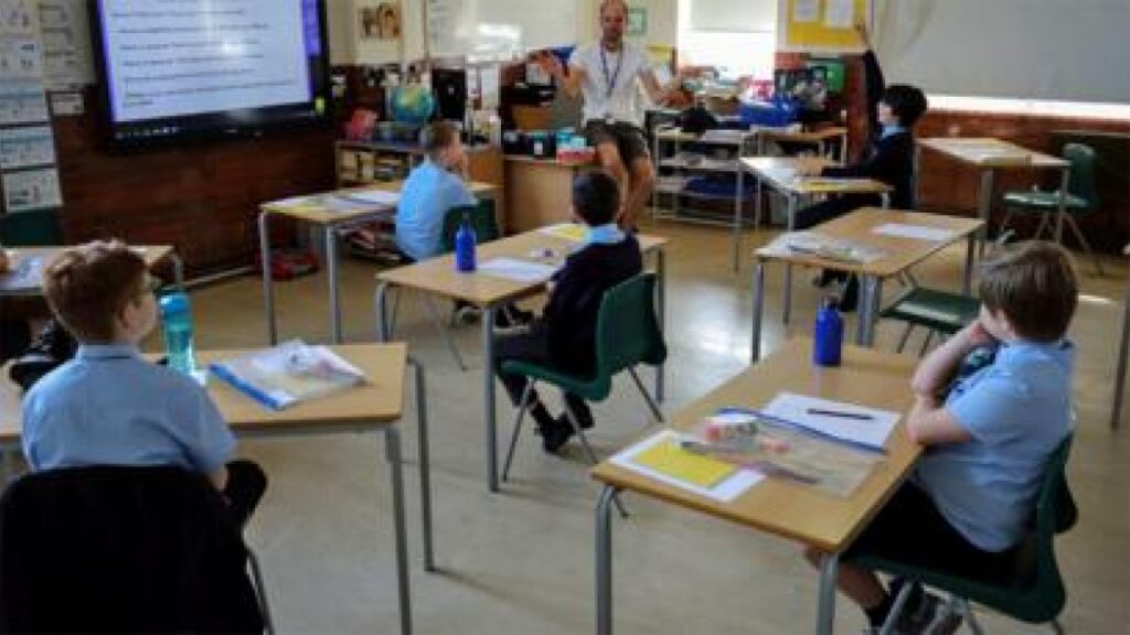 Reopening schools worry teachers in N. Ireland