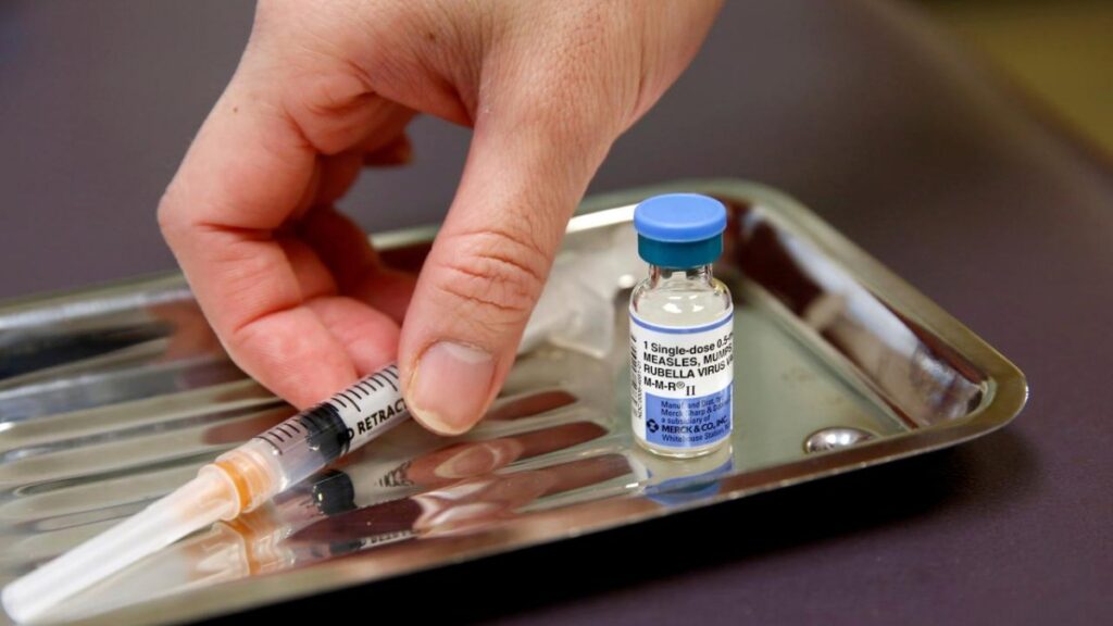 Russia approves second vaccine for coronavirus