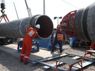 Russian FM slams US sanctions on gas pipelines
