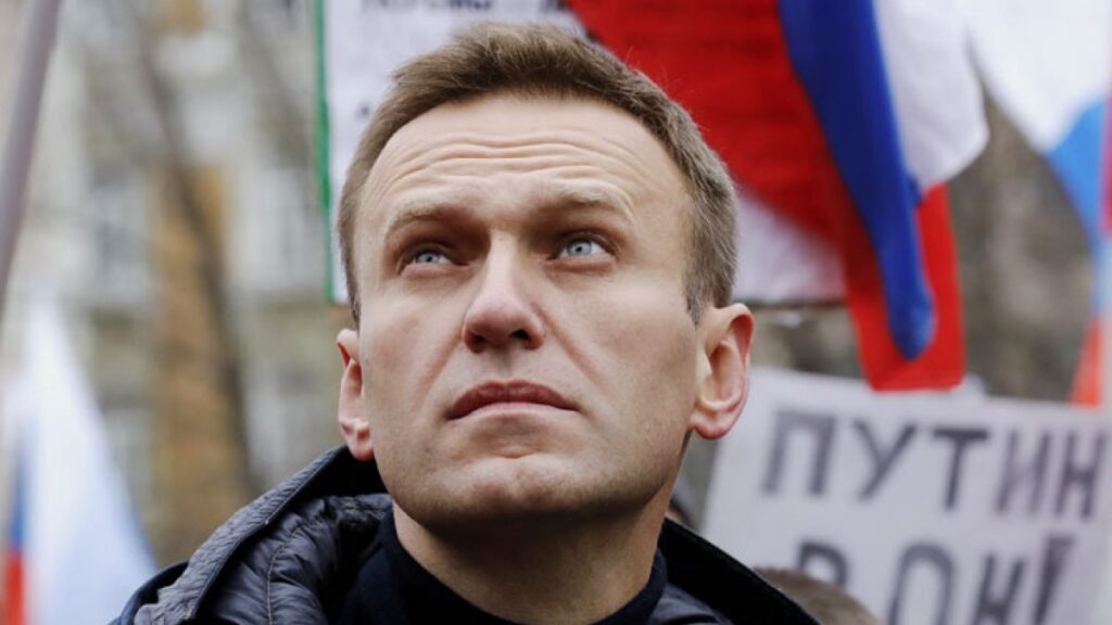 Russian opposition leader not poisoned, doctors say