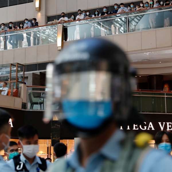 Seven arrested in Hong Kong officer stabbing case