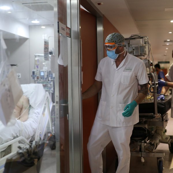 Spain registers 281 more coronavirus deaths