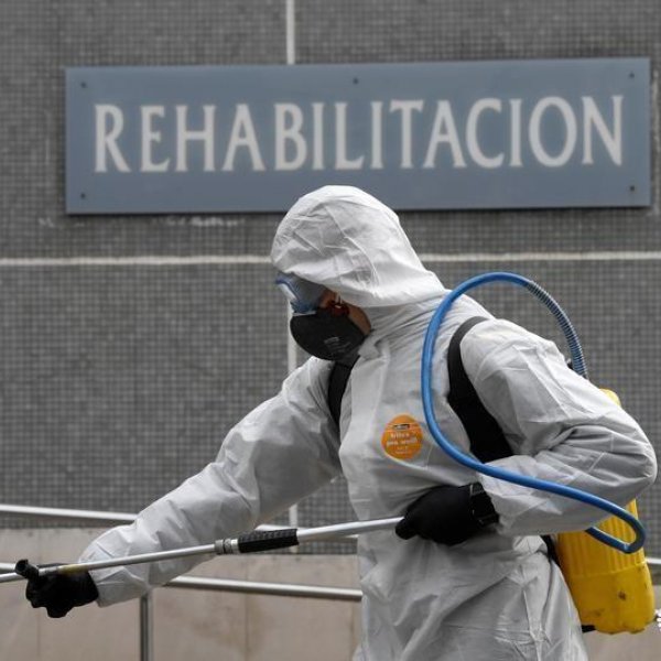 Spain sees 430 more deaths in last 24 hours