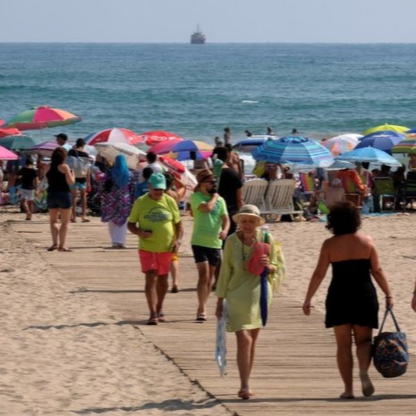 Spain's tourism season expected to start soon