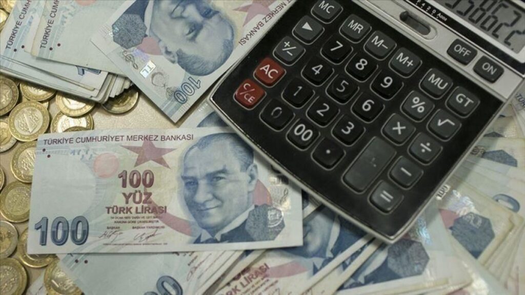 Survey shows Turkey to post 200-million-dollar current account deficit