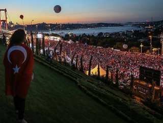 Thousands rally in Istanbul to mark 2 years to coup bid