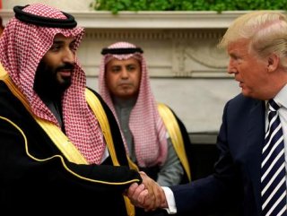 Trump, King Salman discuss bilateral relatıons over the phone