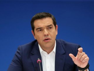 Tsipras threatens Turkey with economic sanctions