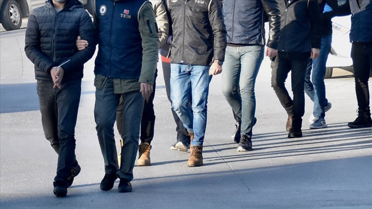 Turkey issues arrest warrants to nab 214 FETO terror suspects