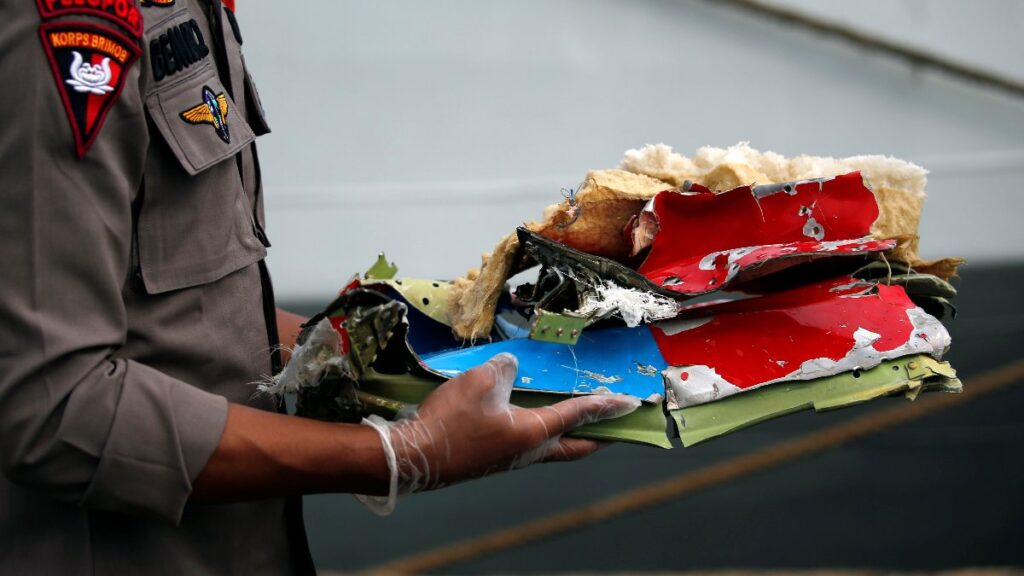 Turkey offers condolences on Indonesia plane crash
