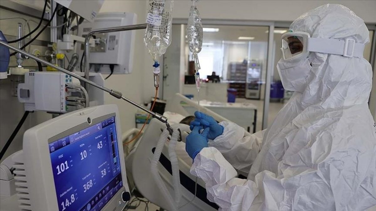 Turkey reports nearly 72,000 coronavirus cases