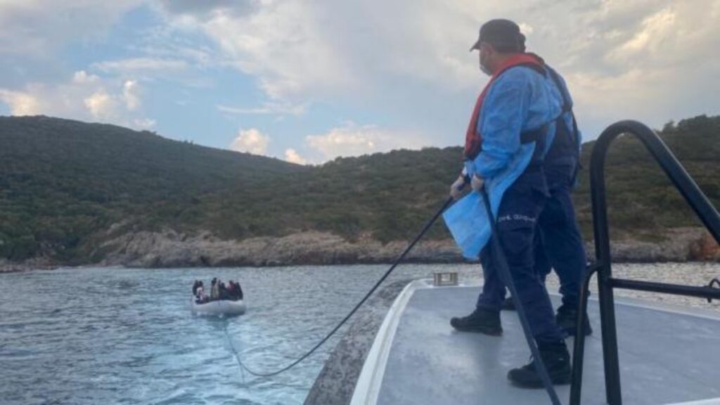 Turkey rescues 19 asylum seekers pushed back by Greece