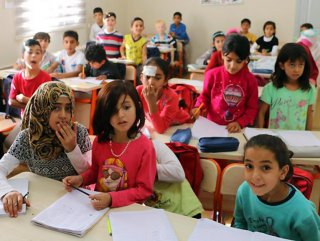 Turkey sets record in educating Syrian children