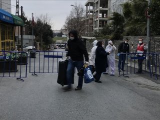 Turkish citizens going home after quarantine