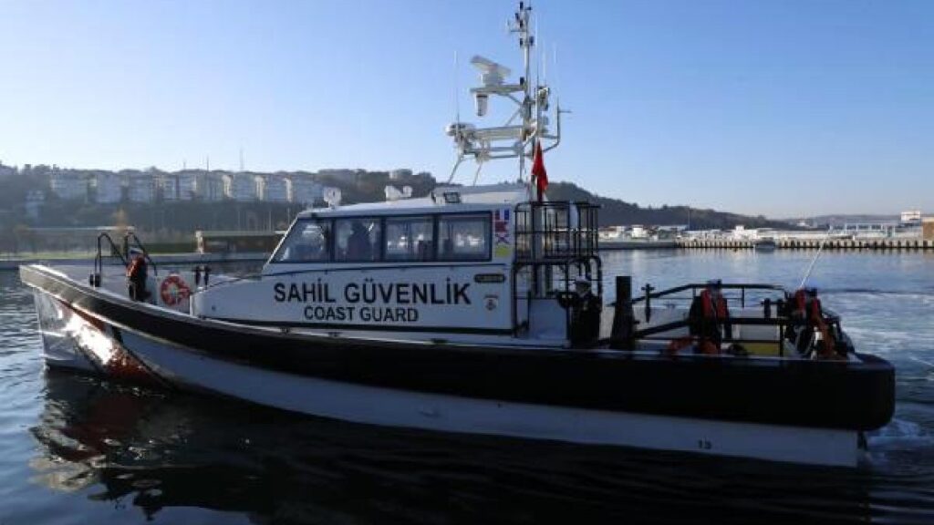 ​​​​​Turkish Coast Guard rescues 17 asylum seekers in southwestern Turkey