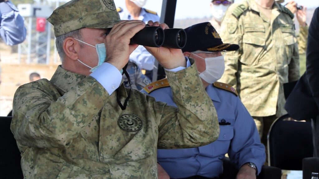 Turkish defense chief visits Kardak heroes