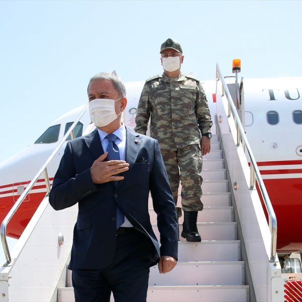Turkish defense minister arrive in Libya