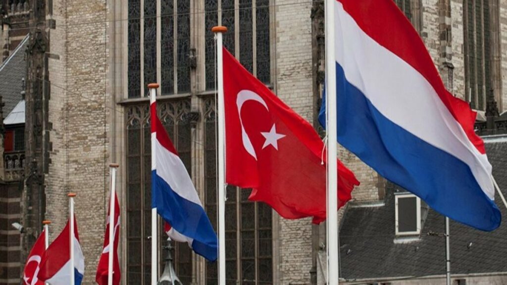 Turkish, Dutch foreign ministers to hold meeting