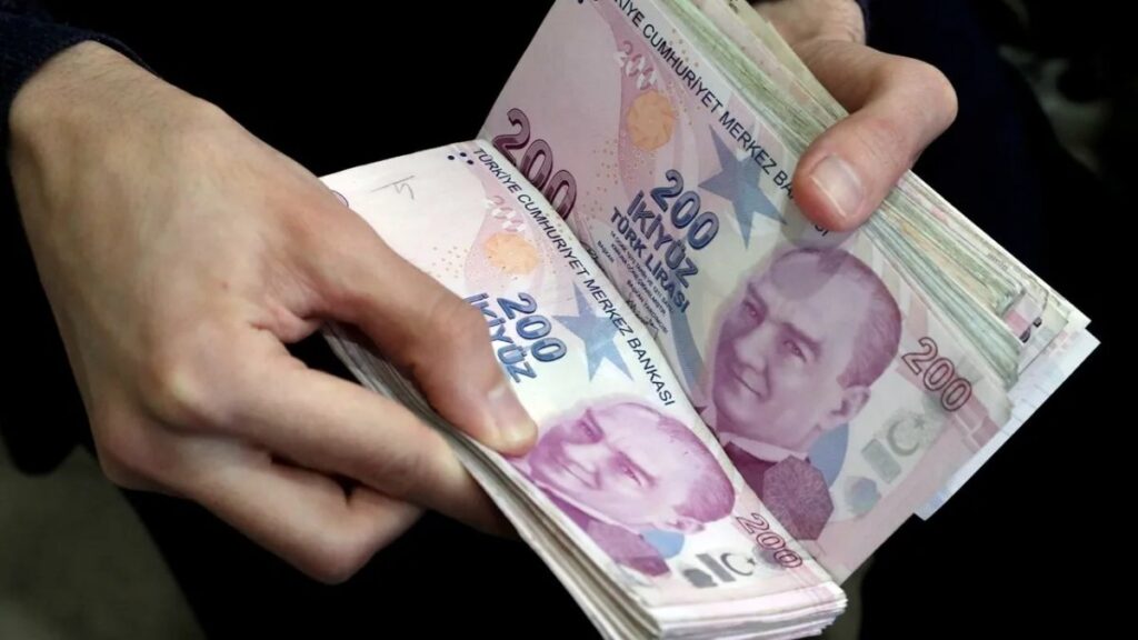 Turkish economy sees record growth of 21.7% in Q2