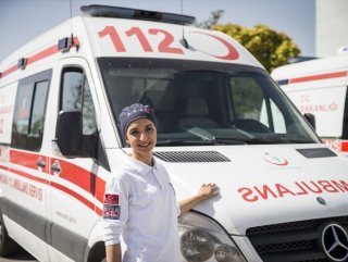 Turkish female ambulance driver strives in male industry