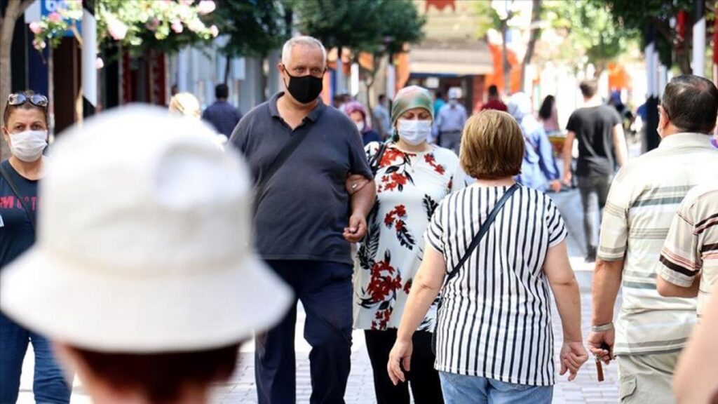 Turkish health ministry confirms 1,183 new coronavirus cases