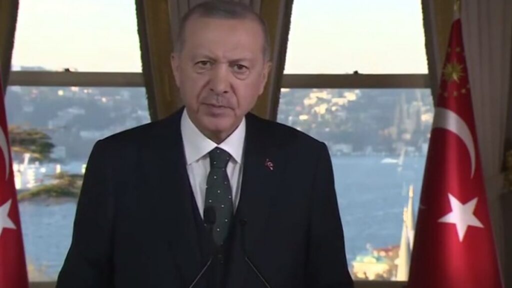 Turkish leader: Determined to make Turkey center for investors