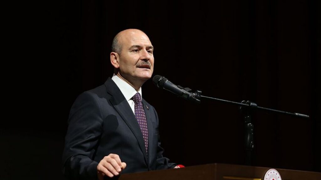 Turkish minister calls on EU to warn Greece over violations