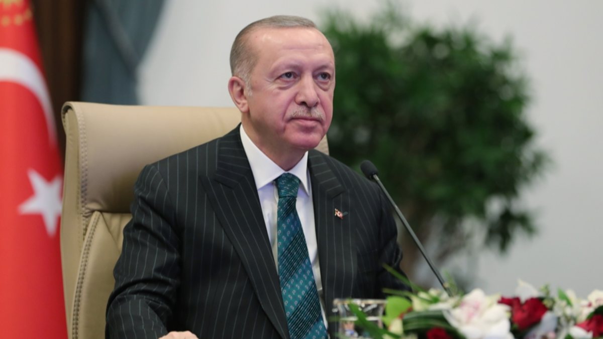 Turkish president says West should help Turkey end Syria’s civil war