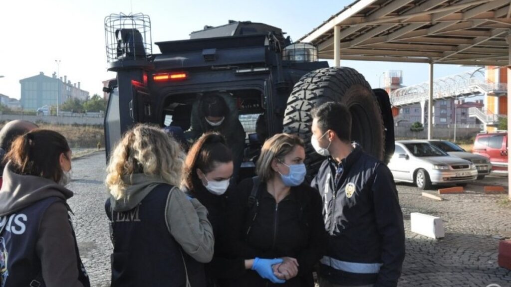 Turkish security forces arrest 19 PKK terror suspects