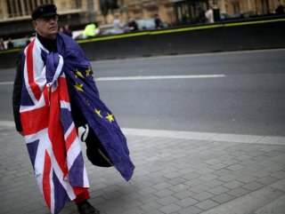 UK Parliament rejects four alternative Brexit proposals