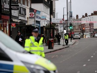UK police shoot man in terrorism-related stabbing attack