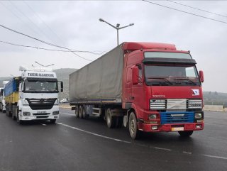 UN sends humanitarian aid trucks to Syria's Idlib