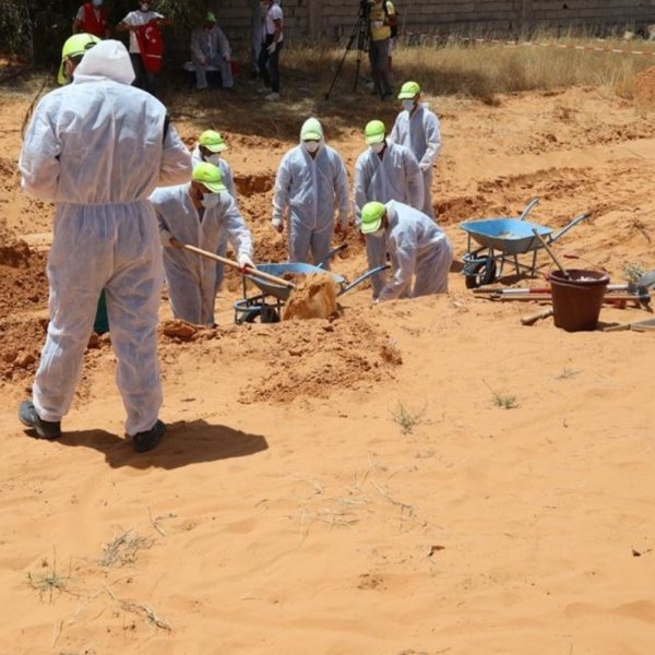 UN urges investigation after mass graves found in Libya