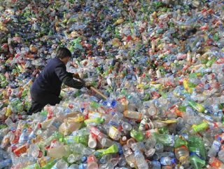 United Nations encourage people on plastic awareness