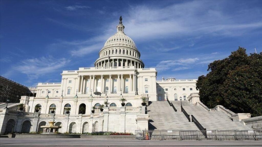 US Congress OKs 900 billion dollars coronavirus stimulus bill