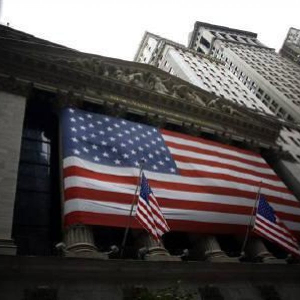 US economy narrows 4.8 percent in first quarter