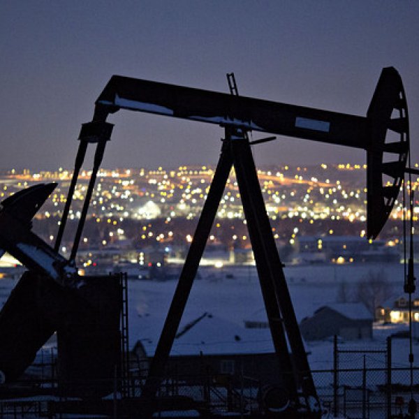 US estimates addition of 10 million barrels in crude stocks
