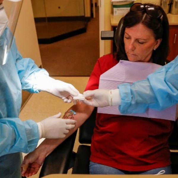 US insurers discuss paying for coronavirus antibody testing