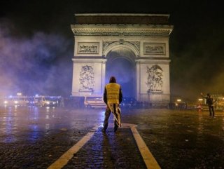 US issues travel warning for visiting France