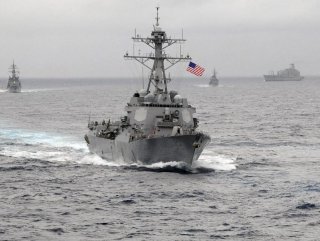 US sends warship into Black Sea amid Russia-Ukraine