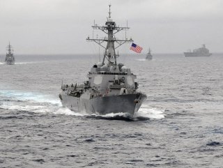 US warships sail in South China Sea
