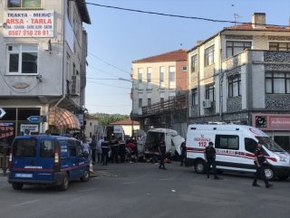 Vehicle crash kills ten migrants in Turkey